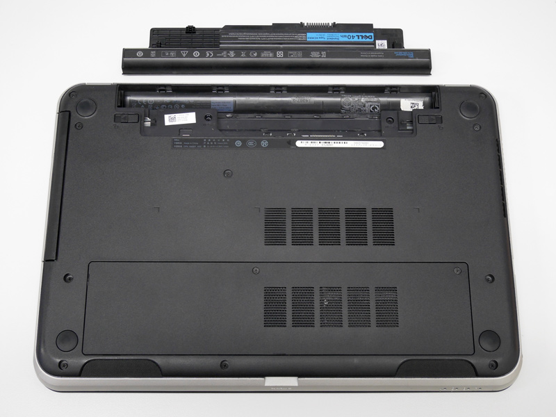 HDDコピー機を使って古いノートPCの内蔵HDDをSSDに換装する方法 